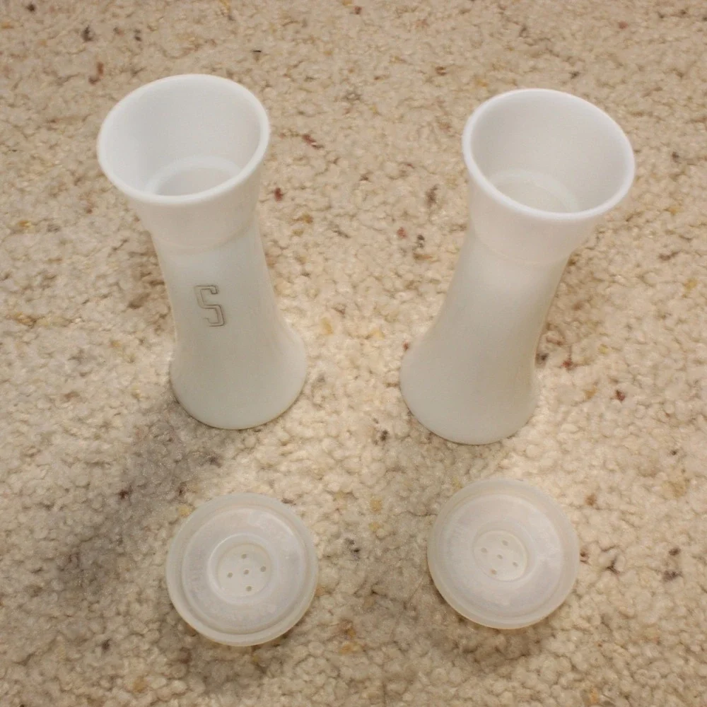 Tupperware Vintage 4